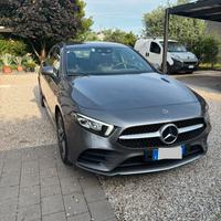 Mercedes A250e Premium Plus
