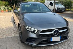 Mercedes A250e Premium Plus