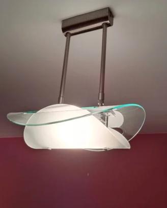 lampadario moderno in vetro e metallo