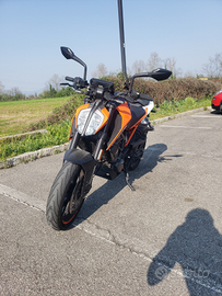 KTM Duke 125