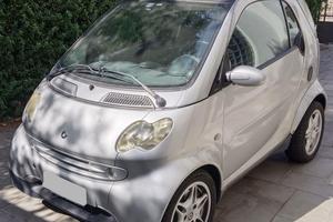 Smart ForTwo 700  city-coupé pure (45kW)