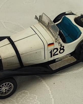 Bburago mod. auto d'epoca, Mercedes Benz SSK,1928