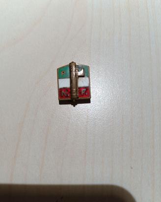 distintivo ad asola Fascio Littorio