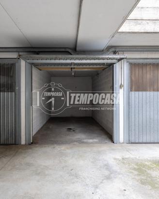 GARAGE IN ZONA CARROZZONE