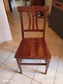 4 sedie in legno massello  