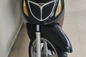  Honda SH 150 anno 2004, 48.000 km