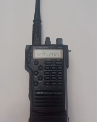 Ricetrasmittente STANDARD bibanda UHF-SHF 1200