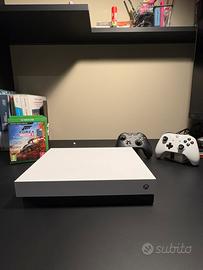 Xbox One S + 2 controller + Forza Horizon,FIFA