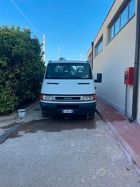 Iveco 50C15 Cassone con Gru Bonfiglioli – Ottime c