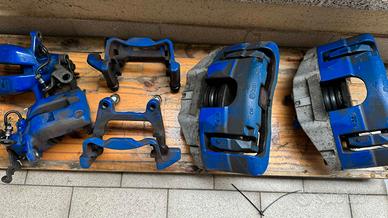 Pinze Golf 5 R32 ant 345mm post 310mm