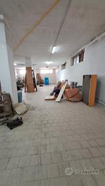 Magazzino / Deposito di 210 mq a Poggiomarino 