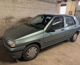 RENAULT Clio - 1992