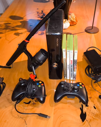 Xbox360 S+2 Controller+ Canna+Giochi