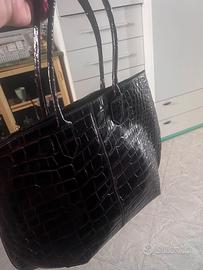 Borsa pitonata