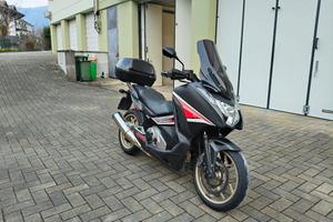 HONDA INTEGRA S SPORT