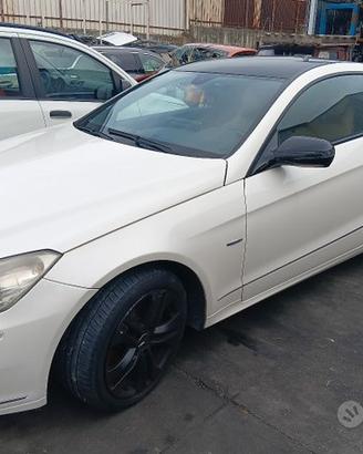 Mercedes classe E coupe 350 cdi tipo motore 642836