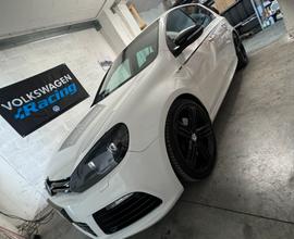 Volkswagen golf R