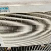 DAIKIN INVERTER 12000BTU