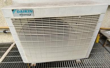 DAIKIN INVERTER 12000BTU