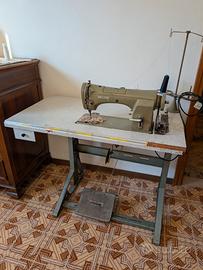 Tavolo macchina da cucire