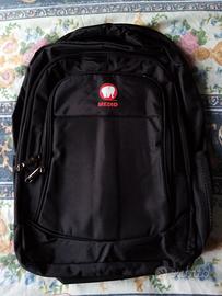 Zaino 3 spazi 2 tasche con logo Medid