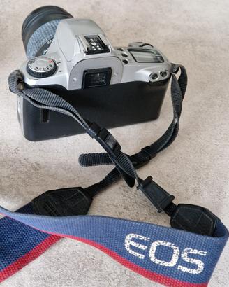 CANON EOS 500n- macchina fotografica