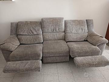 divano 4 posti con sislong 