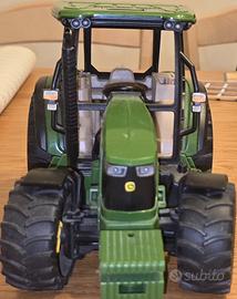 trattore john deere 