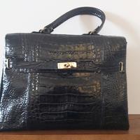 Borsa di pelle nera da donna