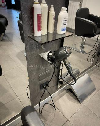 Arredamento completo per parrucchiera