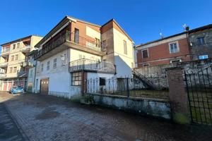 BIFAMILIARE A CASTELL'ALFERO