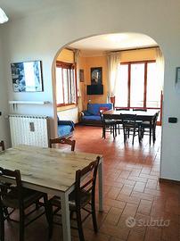 Ampio e luminoso appartamento