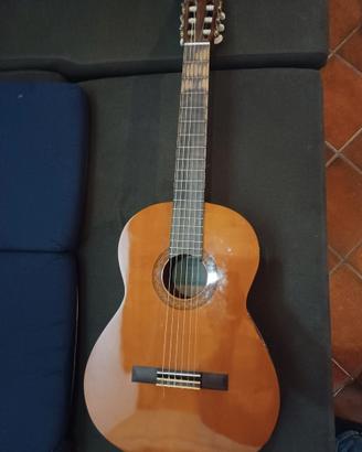 Chitarra YAMAHA C40