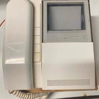 MP10WS Sistema 4+n - videocitofono parete bianco