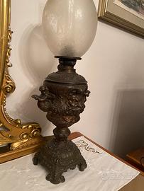 Coppia di lumi antichi ad olio