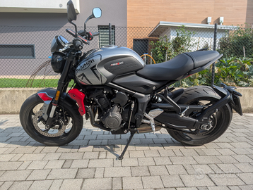 Triumph Trident 660