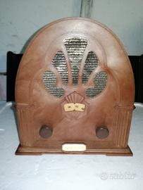 Radio anni 30 replica a batteria 
