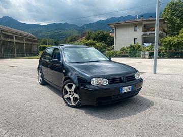 Volkswagen golf 4 2.8 v6