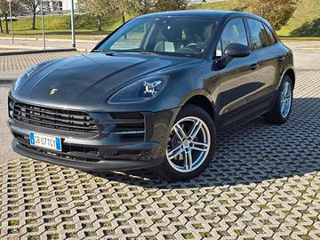 porsche macan 2000 benzina