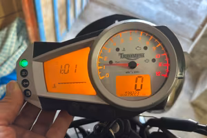 Strumentazione Triumph Speed 1050
