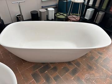 Vasca solid surface modello Ino