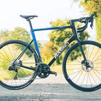 Basso Astra Chameleon Di2 S size + Varia + Garmin