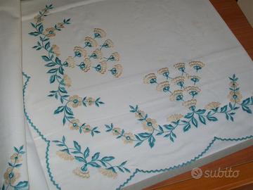 Lenzuolo + 2 federe FRETTE in pregiato cotone
