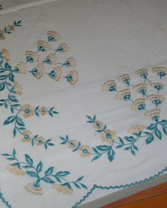 Lenzuolo + 2 federe FRETTE in pregiato cotone