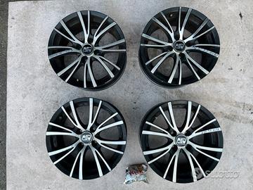 Cerchi in lega OZ 15 pollici Renault Clio 2006