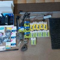 vario materiale per acquario 