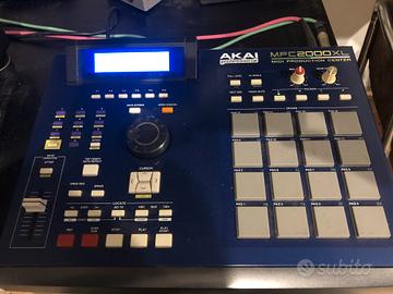 Akai MPC 2000 XL