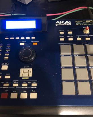 Akai MPC 2000 XL