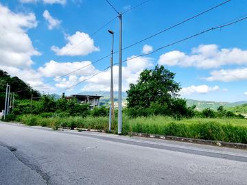 Terreno di 10000 mq in zona C