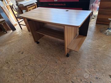 scrivania mobile smontabile 